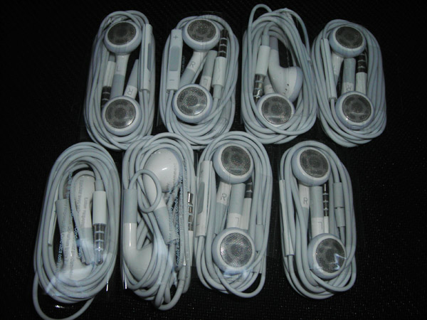 free shipping Earphones for 4 with Remote and Mic Volume Control Headphones 100pcs/lot 