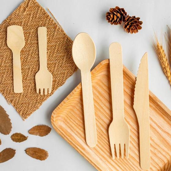 Biodegradable Wooden Cutlery Set With Customized Packaging Wholesaler