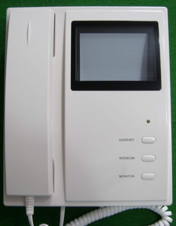 B/W Video Door Phone(3 monitors available with 2 camera input)