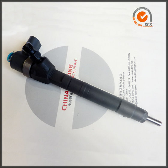 Common Rail Injector 6110701687 /0 445 110 190/0445110189 for Mercedes SPRINTER image 2 Common Rail Injector 6110701687 /0 445 110 190/0445110189 for Mercedes SPRINTER image 2