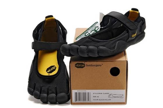 we sell kinds of the five finger shoes at the best price .The