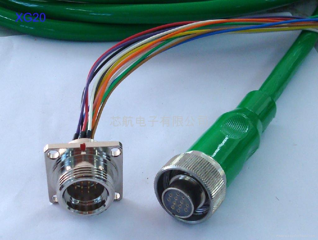 Connector09