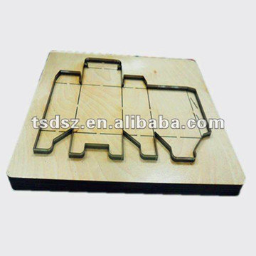 CNC_CO2_Laser_Cutting_Machine_Cut_Sample_of_Packing_Box_Mold.jpg