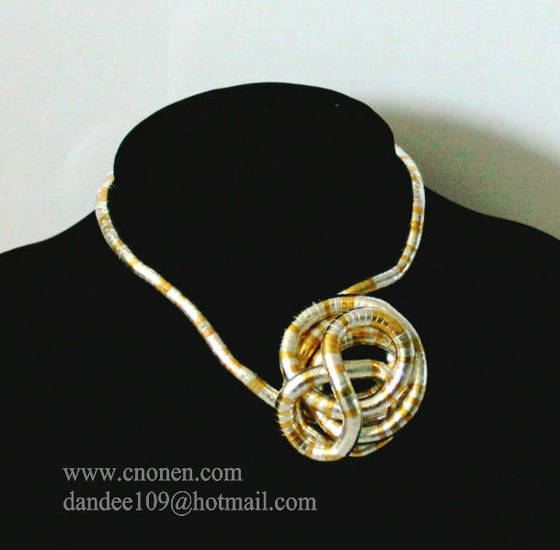 snake necklace bendable