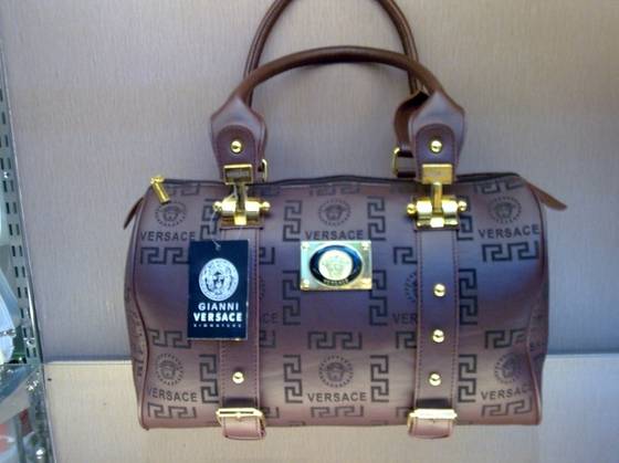 Best handbags made in the US, get brand reviews and the list of