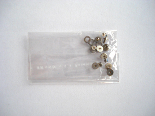 iphone4 screws