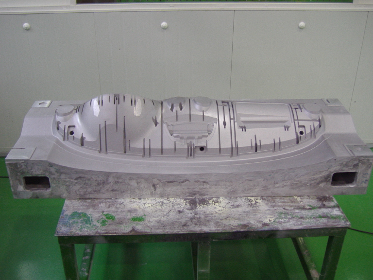 IP MOULD