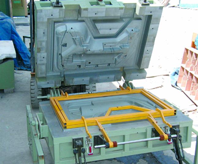 Rim Injection Mould