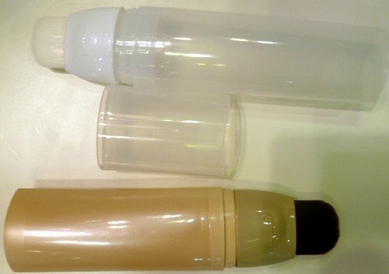 Selling Cosmetic Brush Tube with Spring Oval Plastic Tube