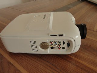 LED Projector 2500 Lumens with USB/HDMI/TV