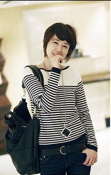 Popular Korean Long Sleeve Striped Sweater