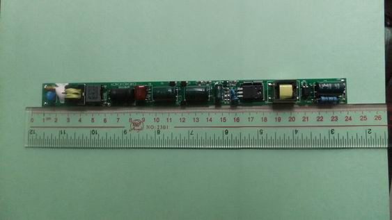 用于PAR30灯头或6W日光灯内