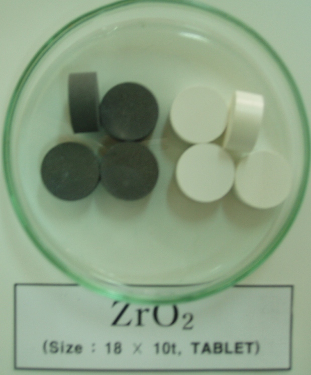 二氧化锆zirconium dioxide(ZrO2)