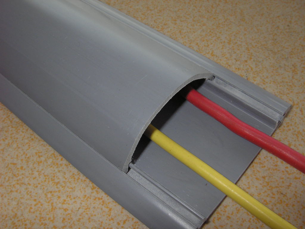 PVC弧形地板槽线槽50