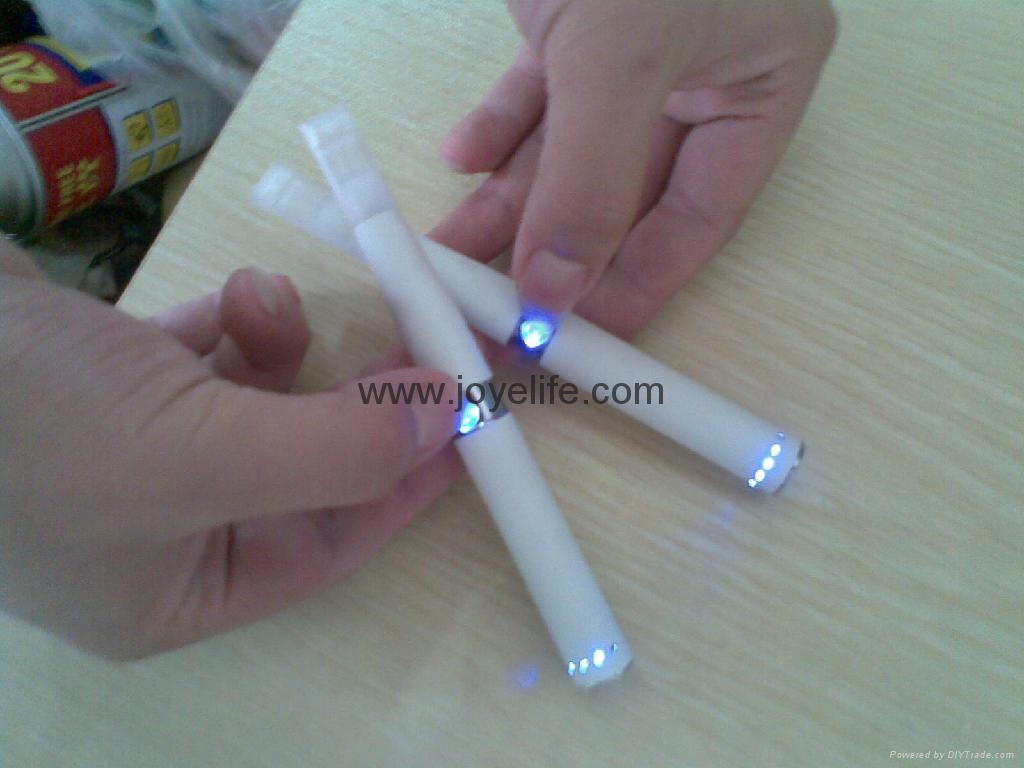 Vapor e-cigarette LED VGO