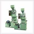 Small Sized Injection Molding Machine