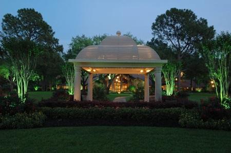Robert Huff Lighting - Landscape Lighting & Outdoor Lighting Houston Texas