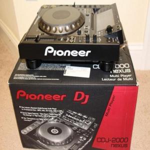 Wholesale j j: FAST SELLING NEW D J Pioneer CDJ 1000 System Multi-Player