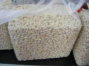 Wholesale packaging bag: Cashew Nuts for Sale