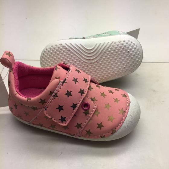 buy infant shoes