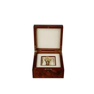Wholesale lids: Custom Customized Premium Wooden Watch Box Acrylic Lid Gloss Matt Lacquer Finish Customized Logo
