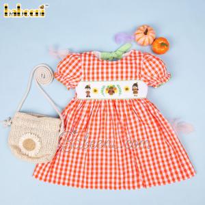 Wholesale baby dress: Turkey Hand Smocked Baby Dress  BB2762