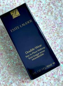 Wholesale makeup: Estee Lauder Double Wear Stay in Place Makeup Foundation