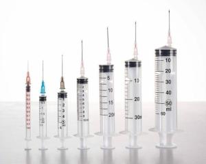 Wholesale medical: Order Disposable Medical Syringe, 50 Pieces, with Needles Text or Whatsapp +1(707)809-5527