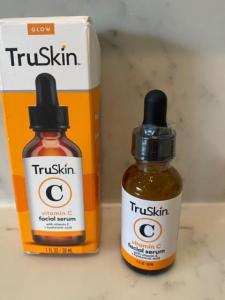 Wholesale serums: TruSkining Facial Serums with Hyaluronic Acid 2 Fl Oz 60 Ml