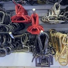 Wholesale dog leash: Brass Aluminum Dog Hook for Leash Bag Garments 10mm-40mm Thickness