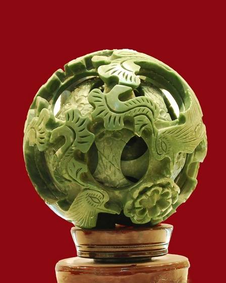 Chinese Jade Jewelry and Carvings