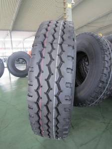 Wholesale r22: 13R22.5 Radial Truck Tyre