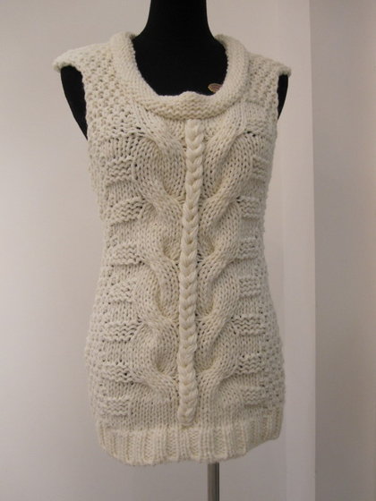 sleeveless pullover sweater