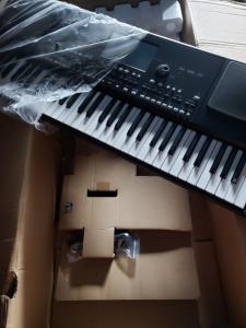 Wholesale speaker box: 2023 New Korg PA600 61-Key Professional Arranger Keyboard with Samples Pegasseros