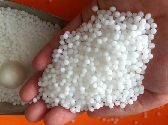 Sell PCL Polycaprolactone granules