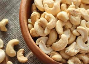 Wholesale food: High Quality Wholesale Health Food Raw Cashew Nut