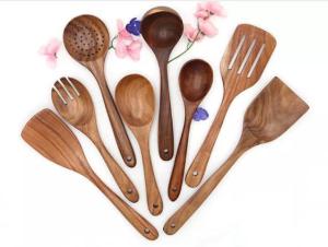Wholesale teak: Hot Sale Teak Wood Non Stick Kitchen Utensil Set Colander Turner Spatula Tools 6 Pieces Wooden Spoon