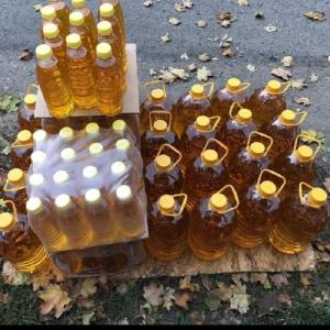 Wholesale hot sell: Hot Selling Price Soya Oil for Cooking/Refined Soyabean Oil in Bulk