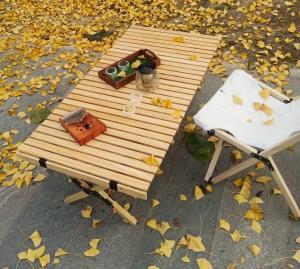 Wholesale outdoor game table: Pine Solid Wood Varnish Casual Egg Roll Table 90*60*42  Outdoor Furniture Terpentin Auf Mei