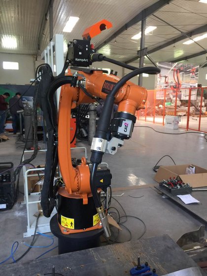 kuka 6 axis robot