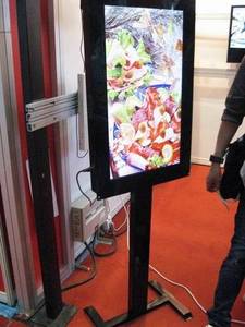 Wholesale multimedia speakers: 32 Inch Vertical LCD Advertising Display