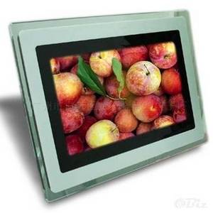 Wholesale digital photo frames: 7 Inch Digital Photo Frame