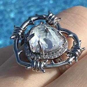 Wholesale decoration: Vintage Crown Heart Premium Quality Korea Fashion Accessories Jewelry Ring