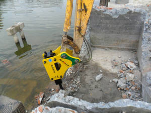 Wholesale Hydraulic Breakers: S68 Hydraulic Stone Breaker Attached To 4--7 Ton Excavator