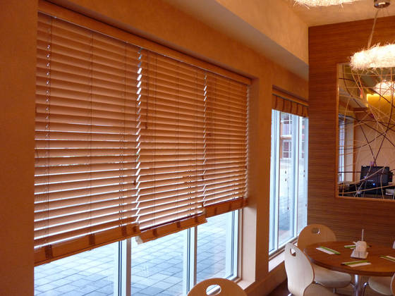 Sell wooden venetian blinds/windows with home decoration in blinds(id