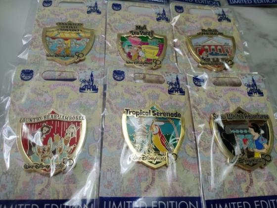 Sell disney limited edition pins