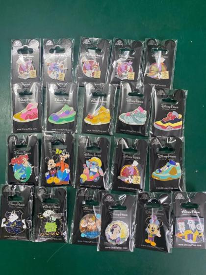 Sell disney pin(id:11308643) from Metalpinbadge Co.,Ltd - EC21