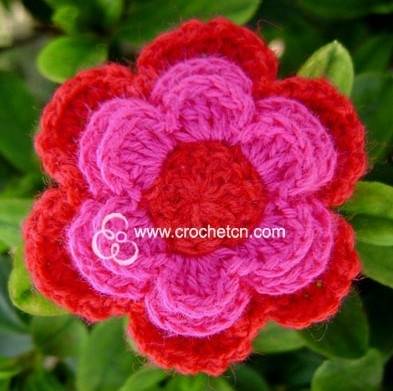 FLOWER APPLIQUE HAT Crochet Pattern - Free Crochet Pattern