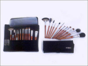 Wholesale makeup: Fashion Makeup Brush