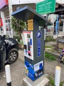 Wholesale pay: Automated Parking System Self-service Payment Machine Cashless Pay Station